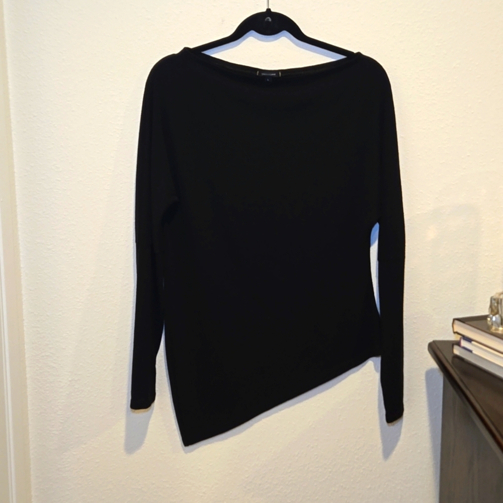 Stella & Dot Long Sleeve Asymmetrical  T Shirt Size Large Black